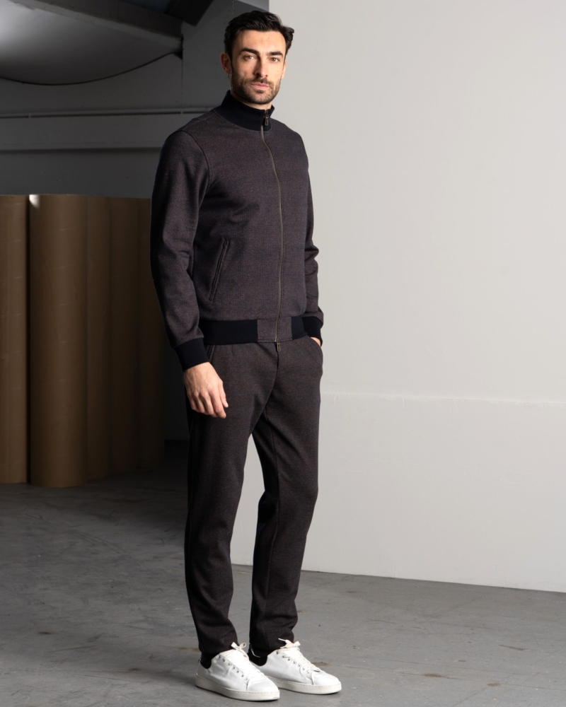 CASUAL AND ELEGANT PRINCE OF WALES WOOLCOT LEISURE SUIT