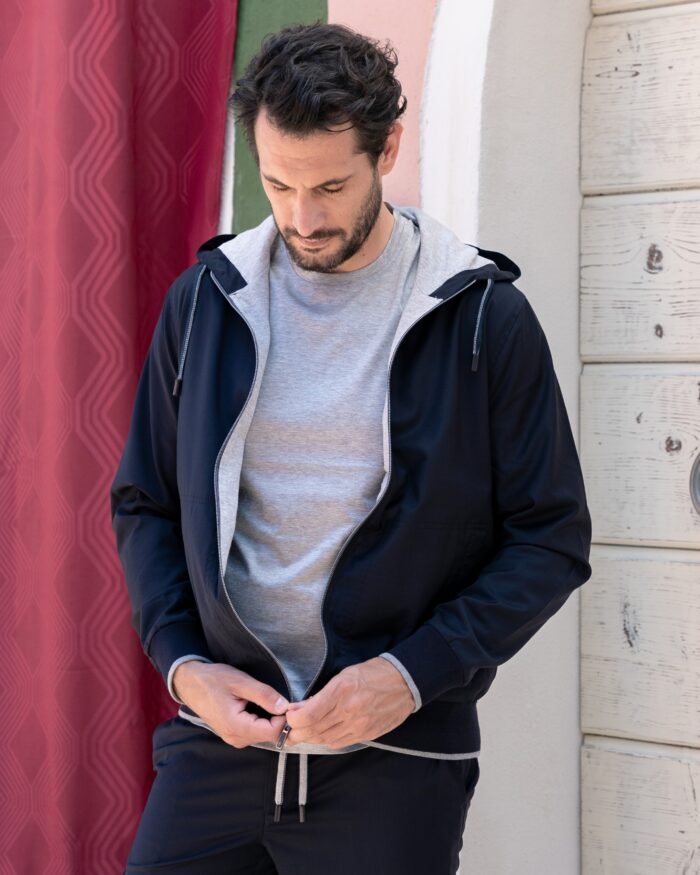 SPORTY EXTRAFINE MERINO WOOL HOODY
